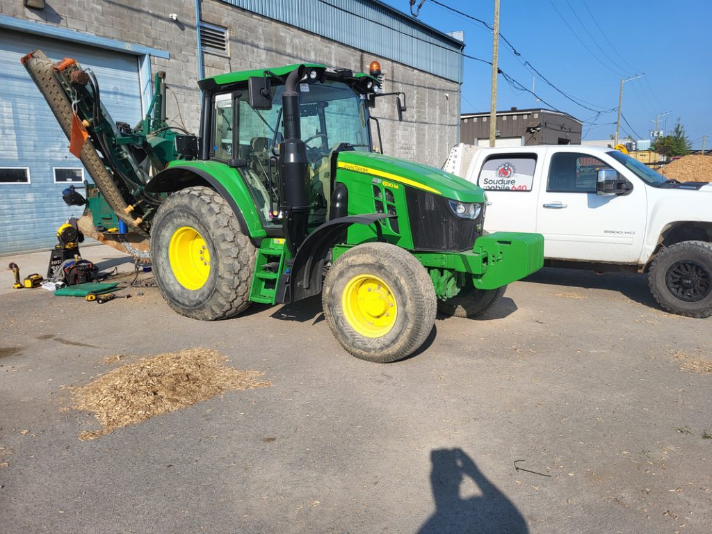 Tracteur Soudure Mobile Laval.